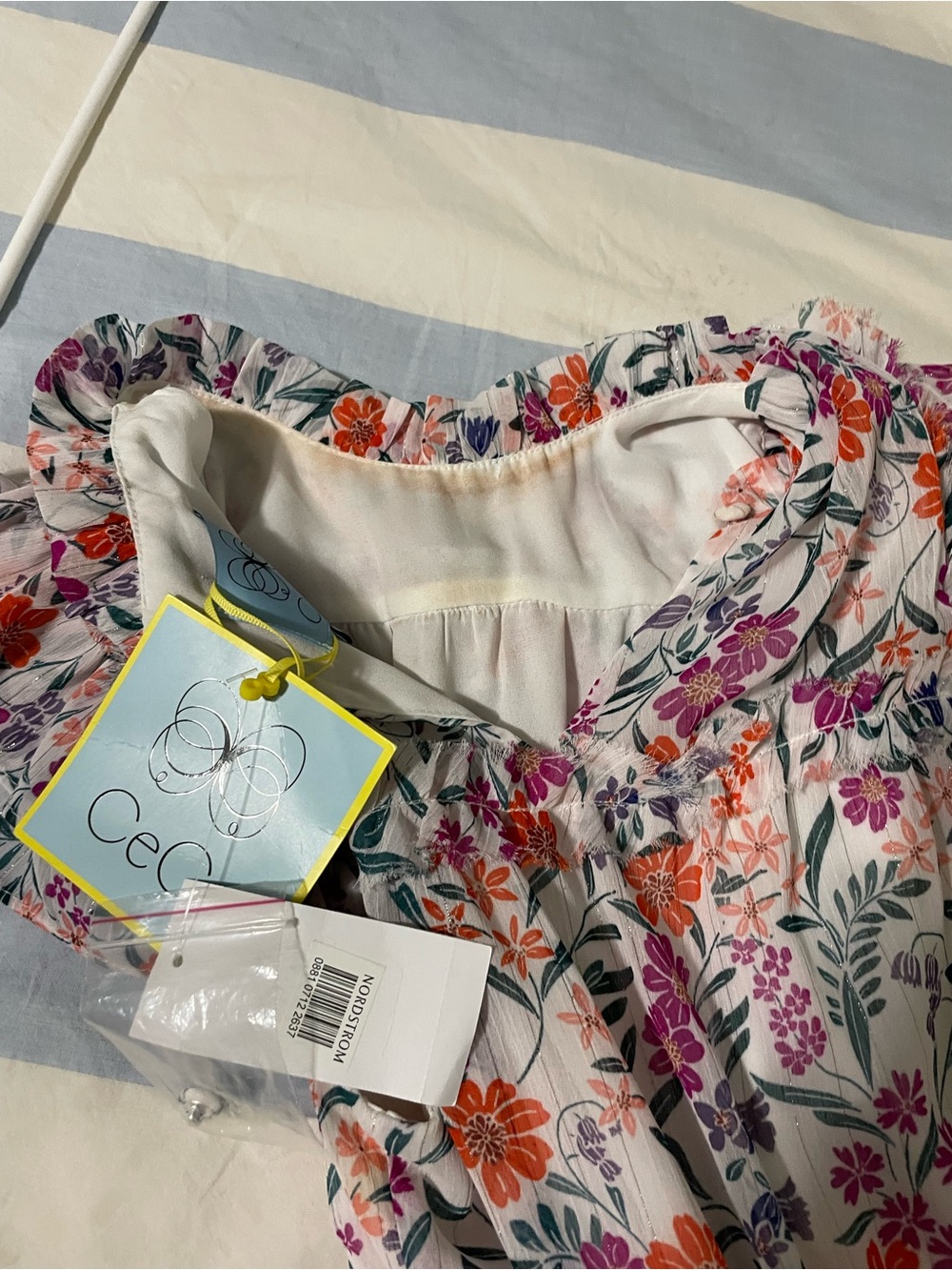 Cece Floral Print Ruffle Dress in New Ivory XS - Picture 5 of 7